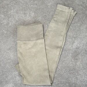 Lazuli Label Seamless Ribbed Leggings in Light Olive/Dessert Sand